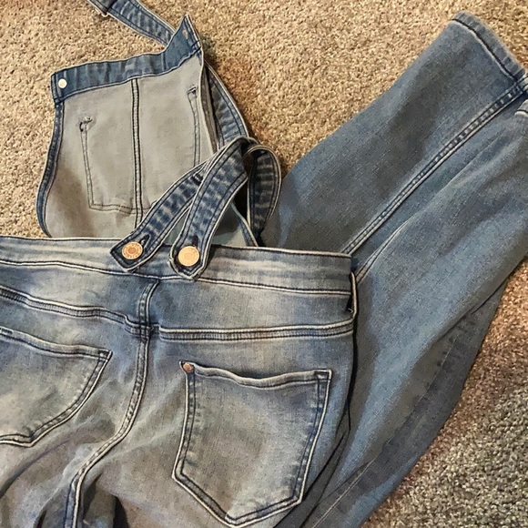 Overalls - Picture 3 of 3